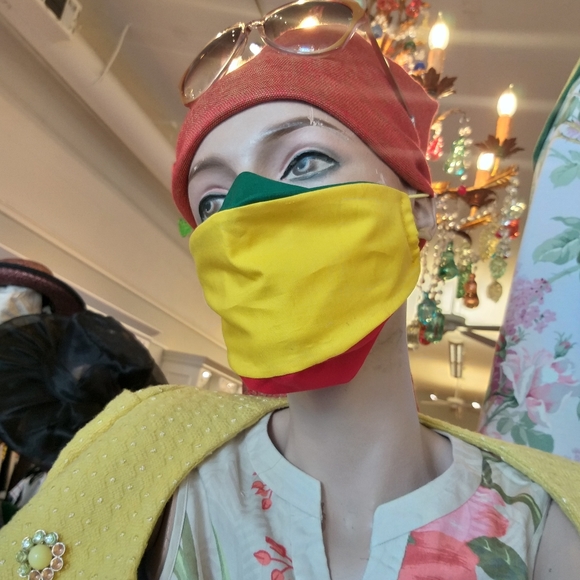 Mask - Picture 8 of 8